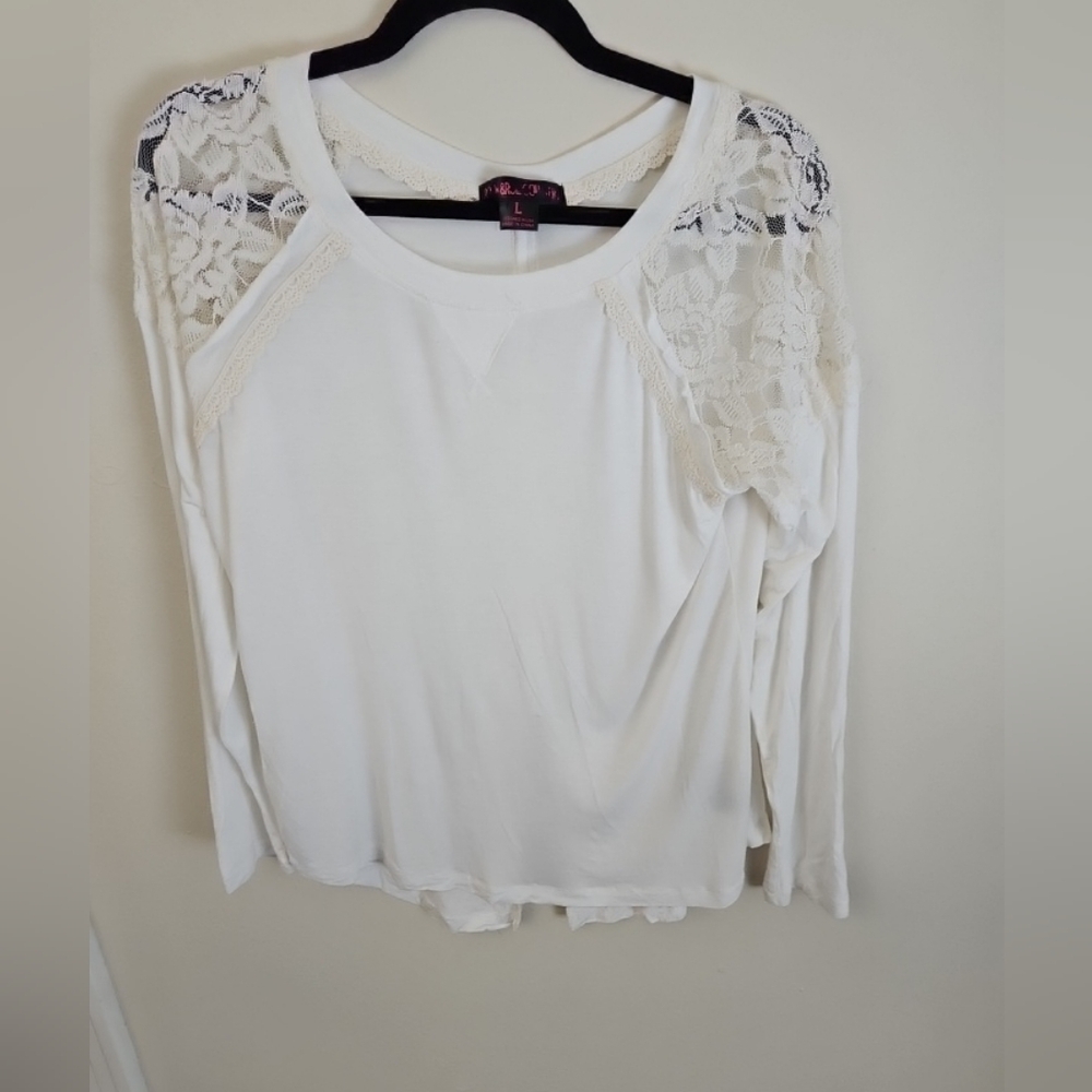 Rock & Roll Cowgirl White Lace Long Sleeve Top